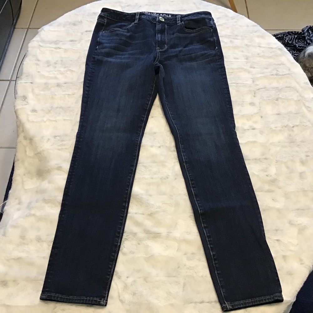 AMERICAN EAGLE SUPER STRETCH SKINNY JEGGING